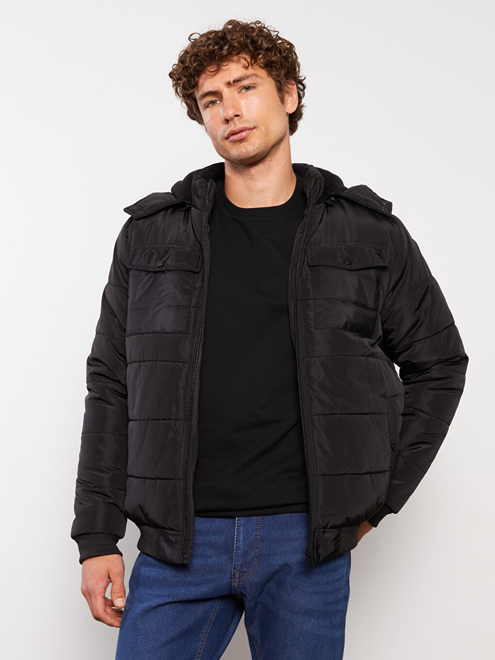 Siyah Standart Kalıp Kapüşonlu Erkek Şişme Mont-2