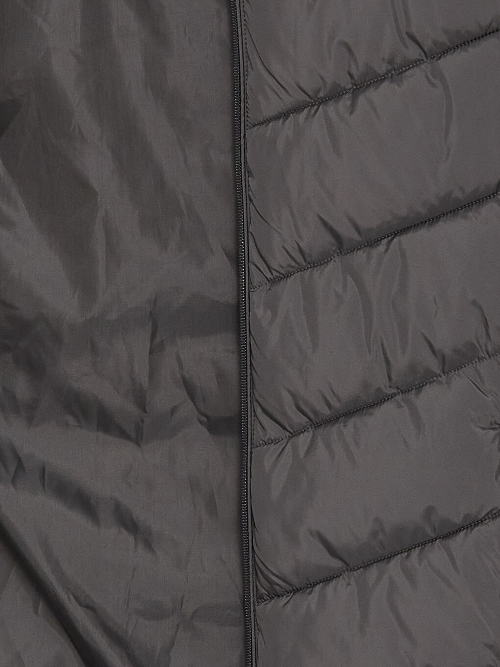 Жилет Дутый Мужской Стандартного Кроя С Воротником-Трубой-7