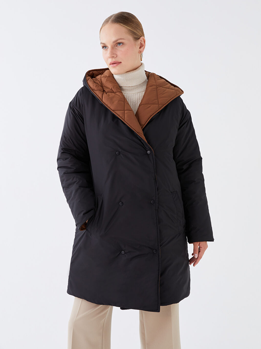 معطف سميك مبطّن قابل للعكس بقبّ نساء-5