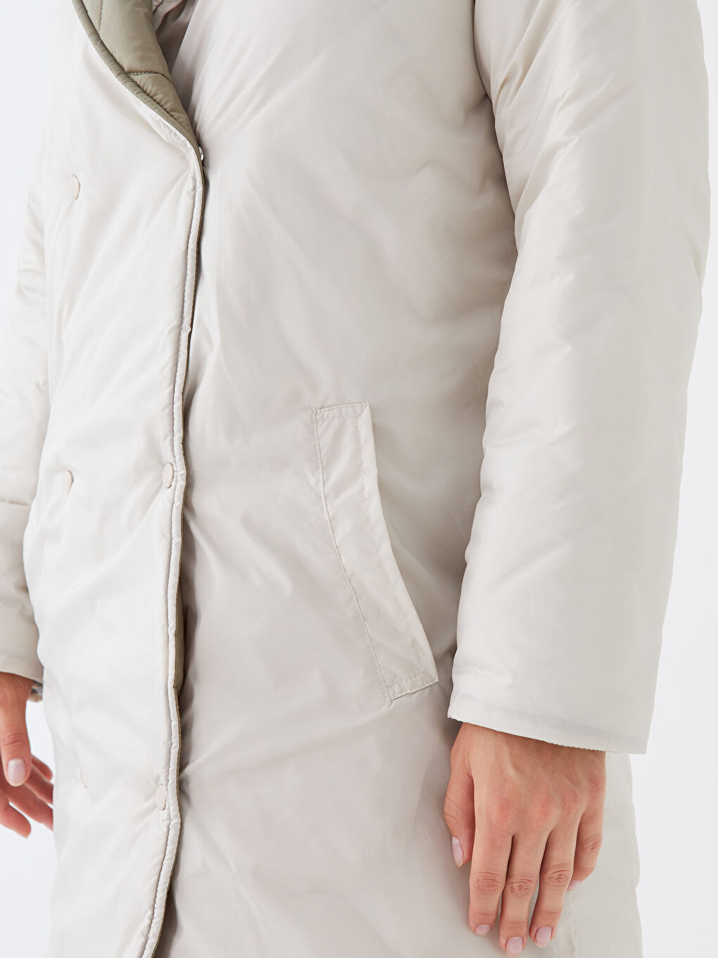 LCW مۆدێست پاڵتۆی پوفەری کڵاودار دوو ڕووە بۆ ژنان -W34556Z8-VBN