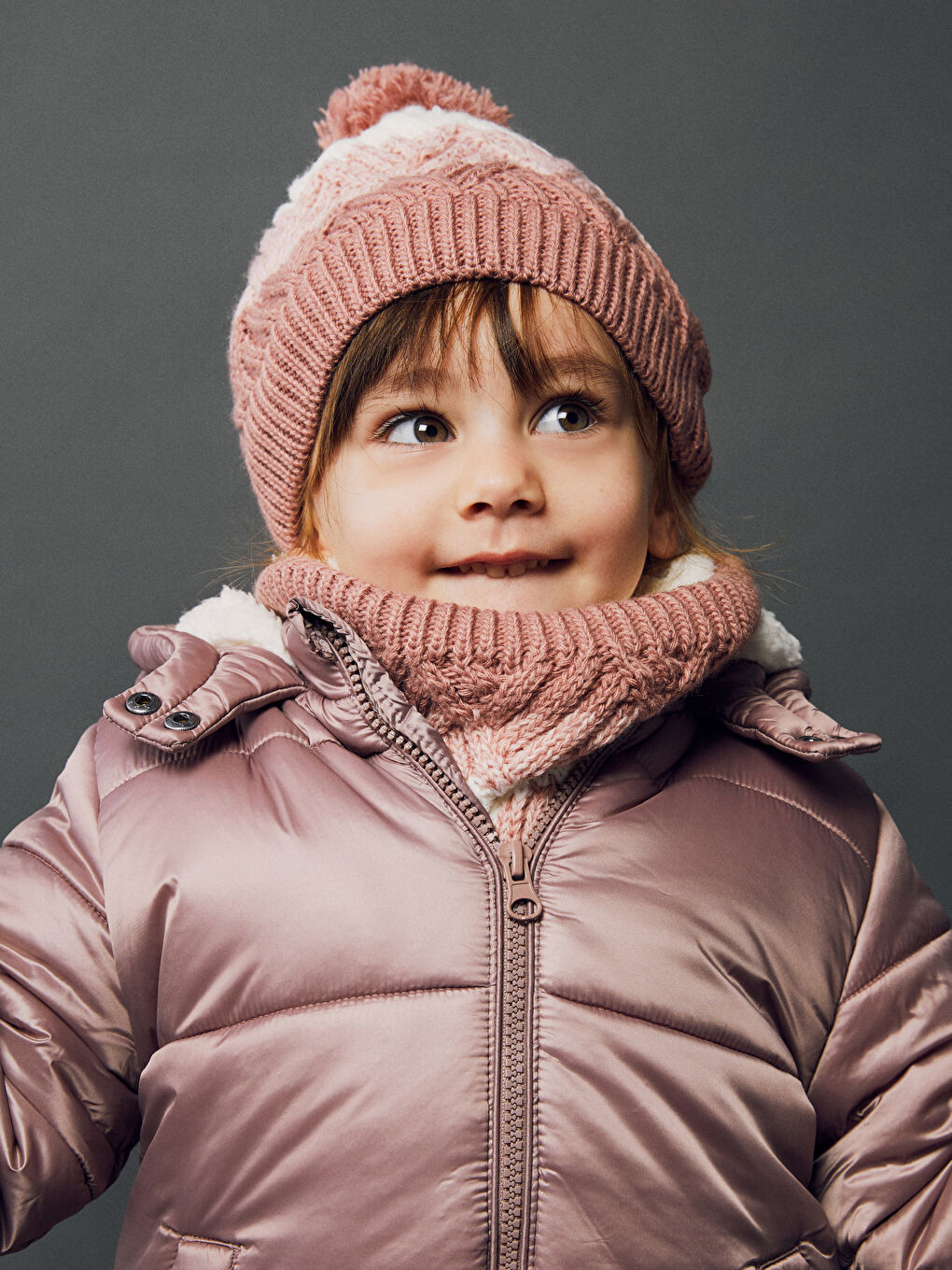 LCW baby Karışık C Renk Bloklu Kız Bebek Bere Eldiven ve Boyunluk 3'lü Takım