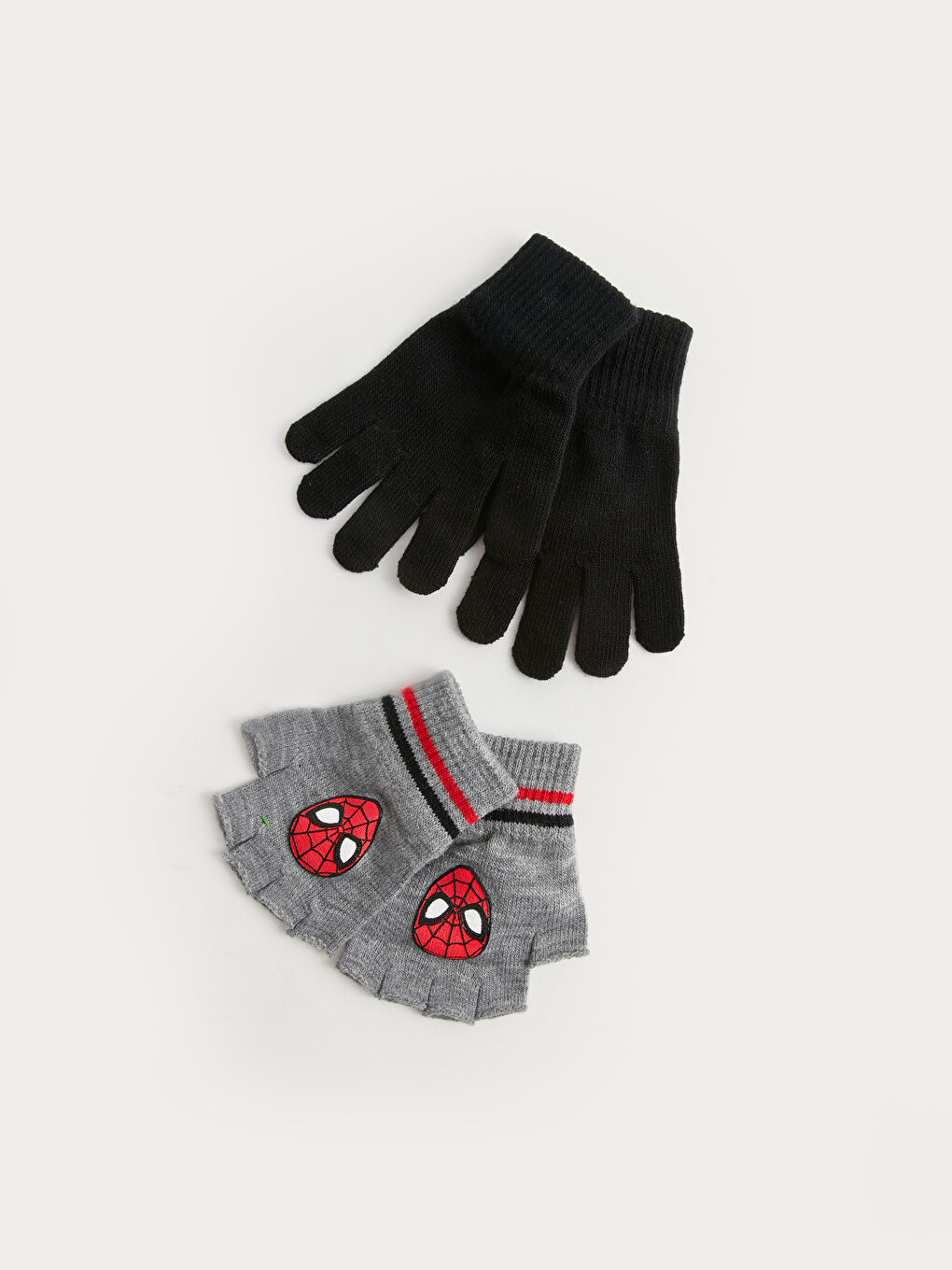 LCW ACCESSORIES Açık Gri Melanj Spiderman Baskılı Erkek Çocuk Triko Eldiven 2'li