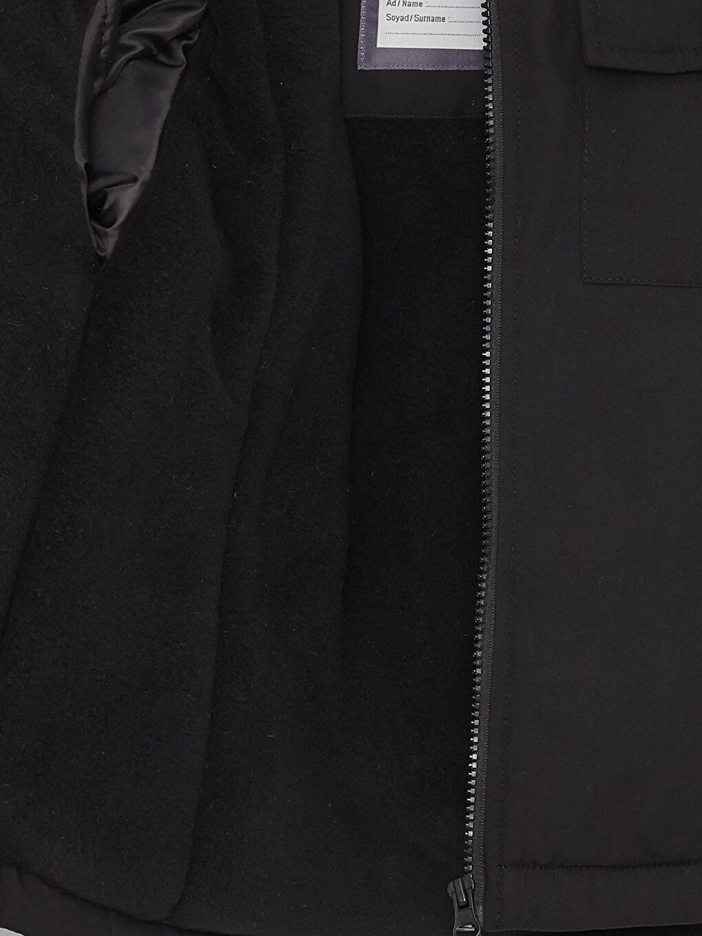 Siyah Kapüşonlu Erkek Çocuk Mont-2