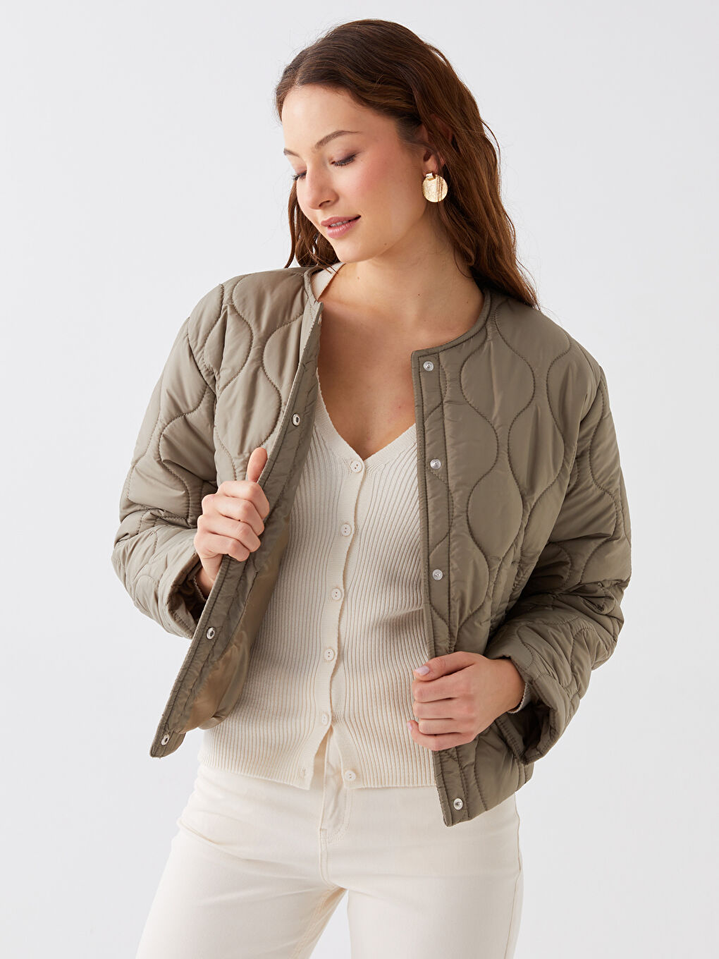 Haki Bisiklet Yaka Kendinden Desenli Uzun Kollu Kadın Mont