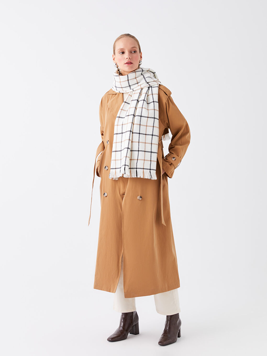 LCW ACCESSORIES Fringed Plaid Patterned Women's Scarf -W34750Z8-LLX