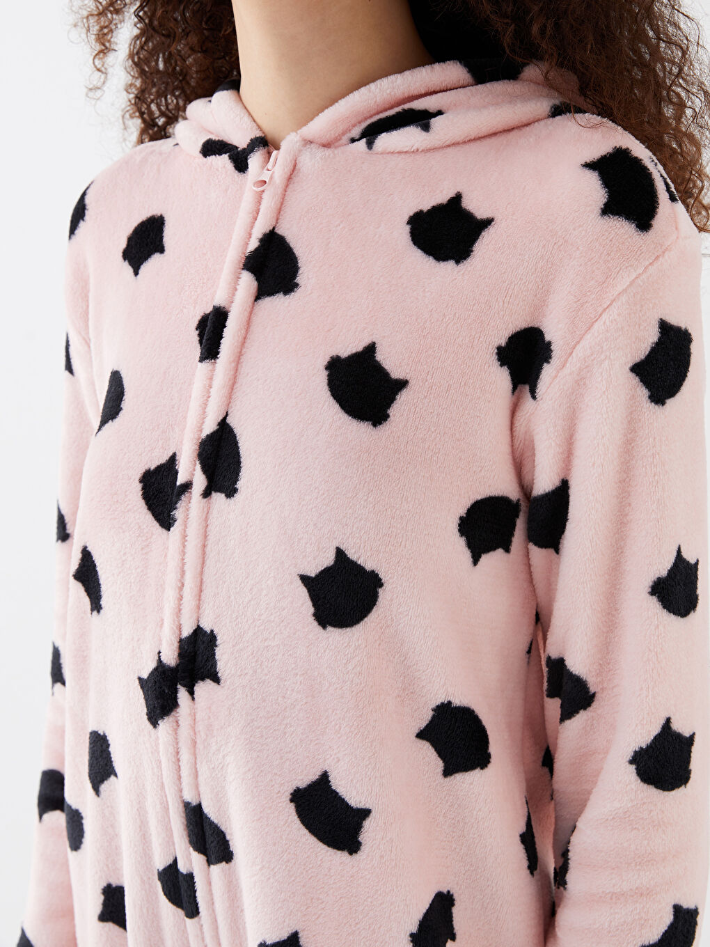 LCW DREAM Women's Plush Sleeping Bag with Hooded Pattern Long Sleeve -W34817Z8-LSZ