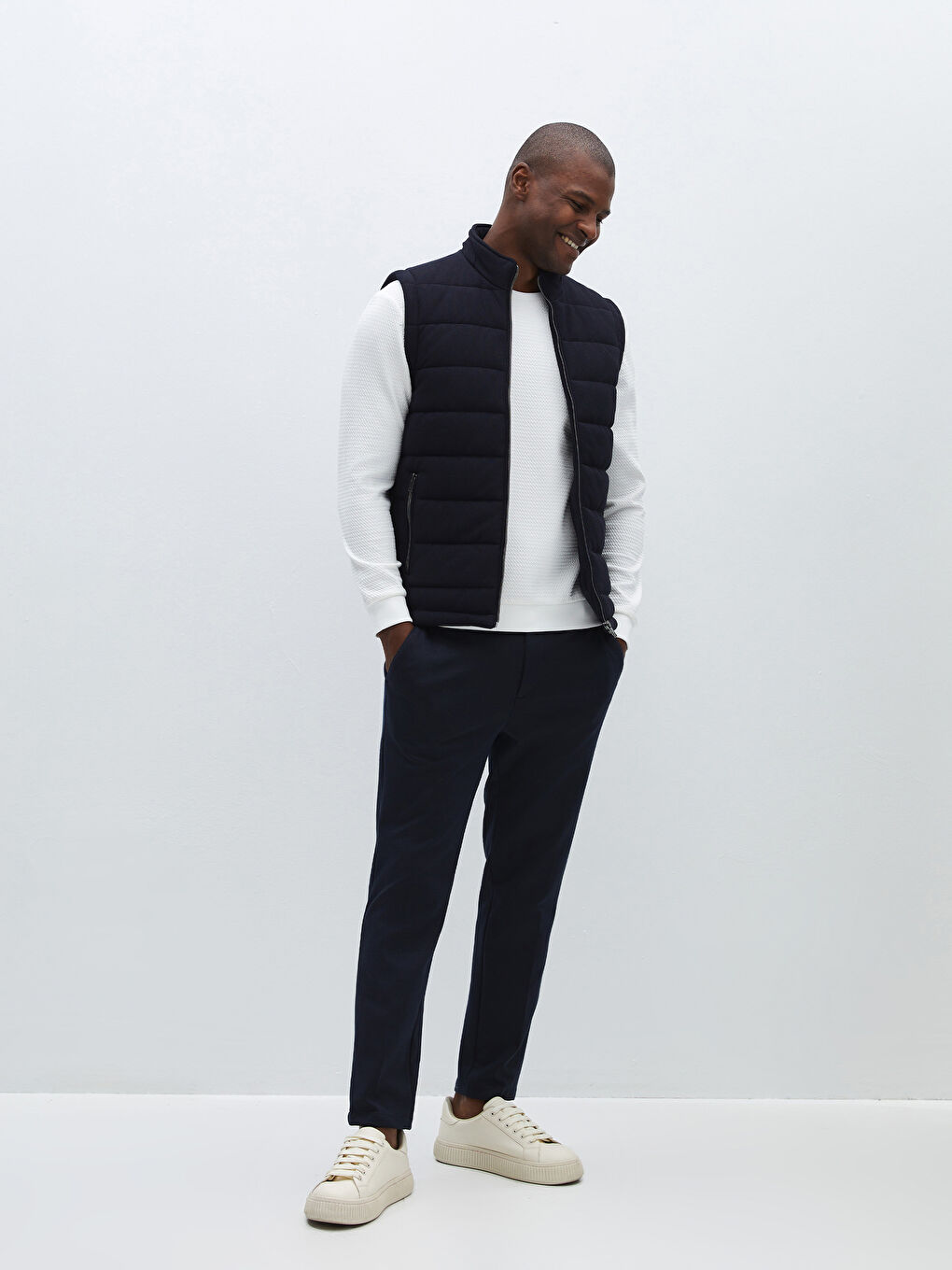 Slim Fit Funnel Neck Men's Puffer Gilet-2