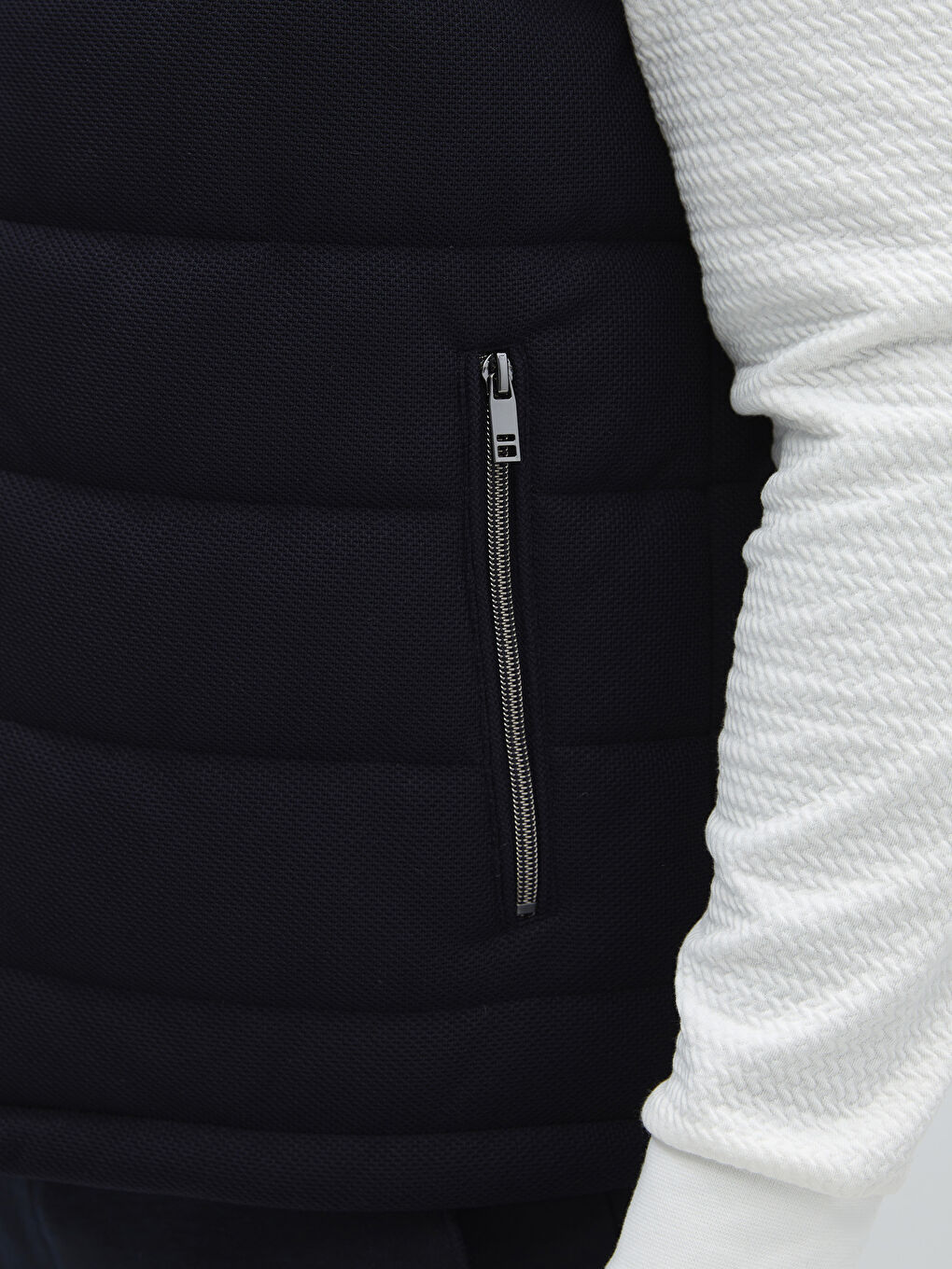 Slim Fit Funnel Neck Men's Puffer Gilet-3