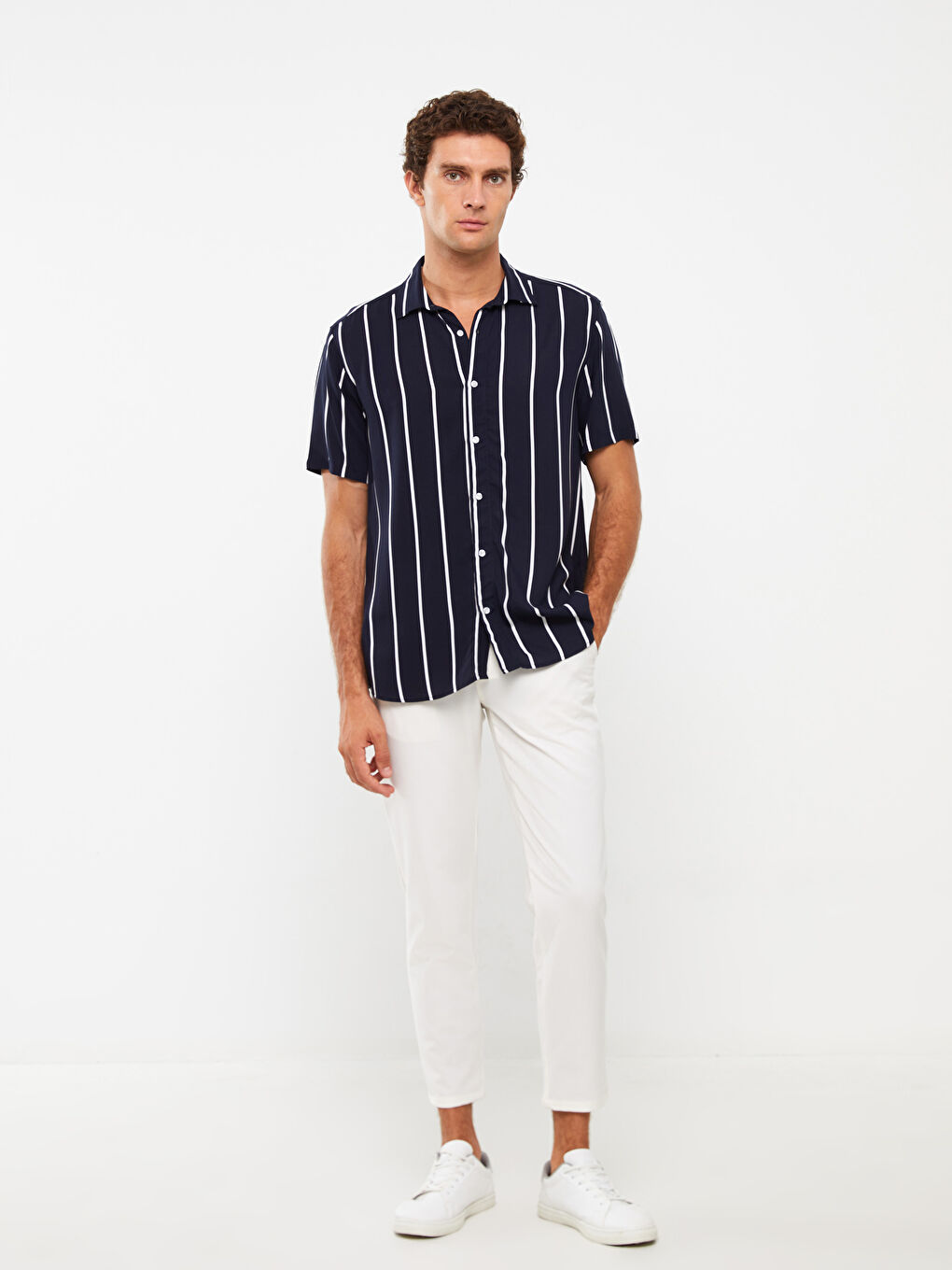 Lacivert Regular Fit Kısa Kollu Çizgili Viskon Erkek Gömlek-3
