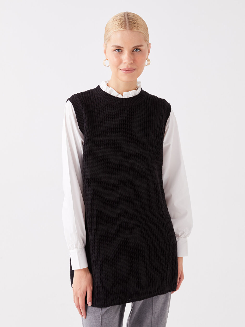 تونيك تريكو نسائي بياقة واقفة مكشكشة وكم طويل مستقيم-1