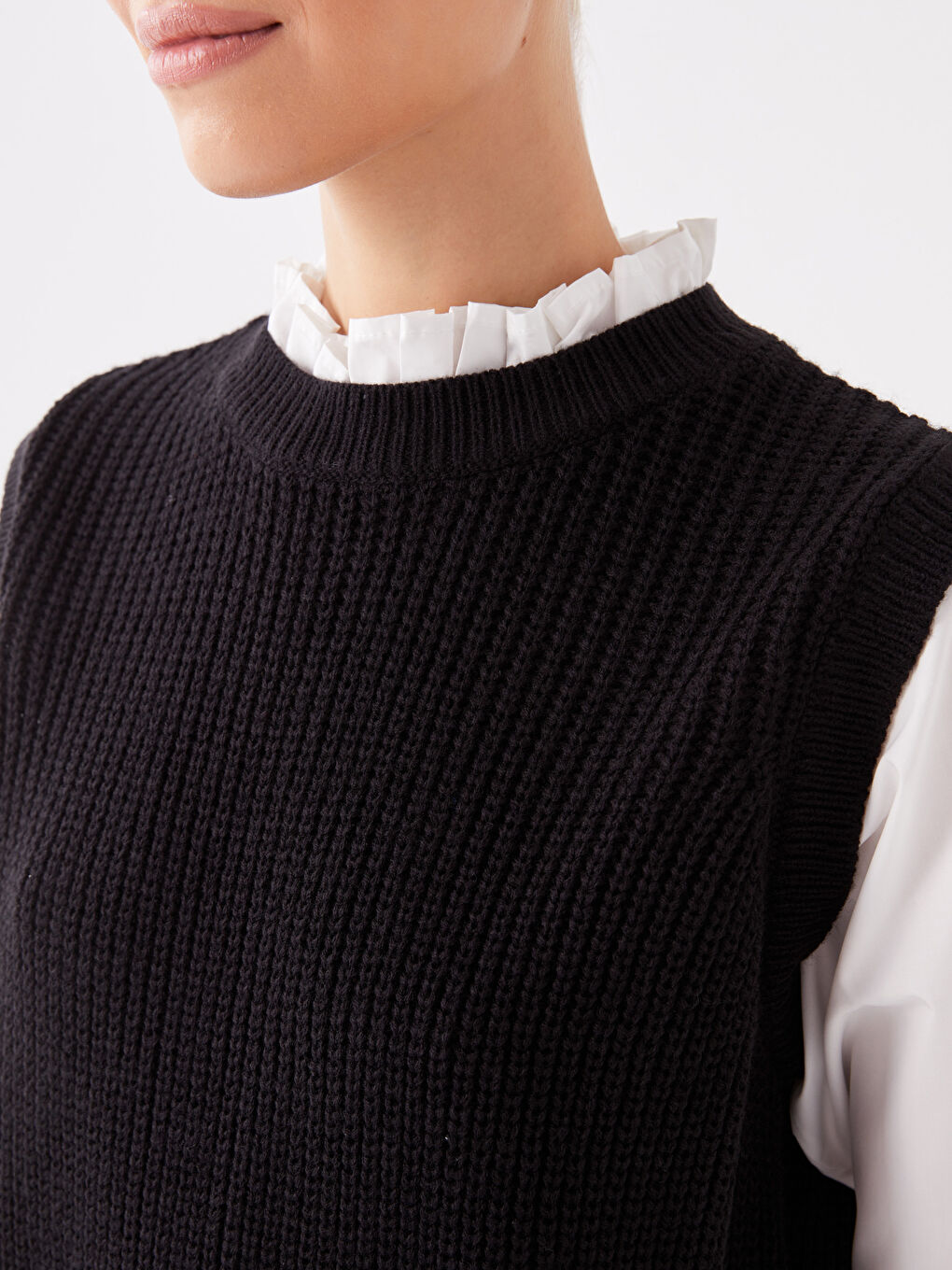 تونيك تريكو نسائي بياقة واقفة مكشكشة وكم طويل مستقيم-3