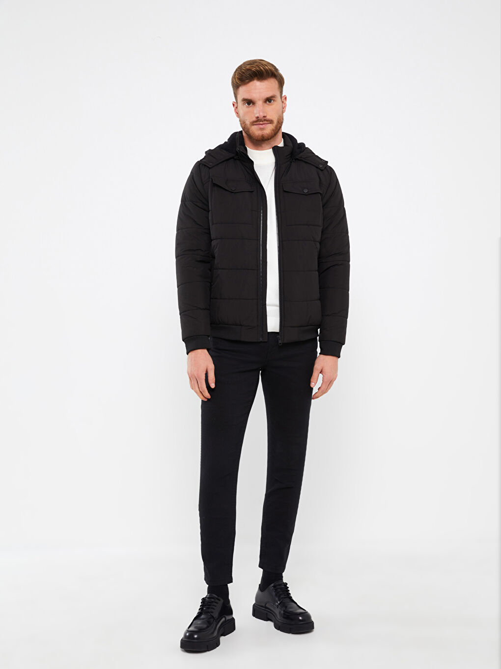 Siyah Standart Kalıp Kapüşonlu Erkek Şişme Mont-2