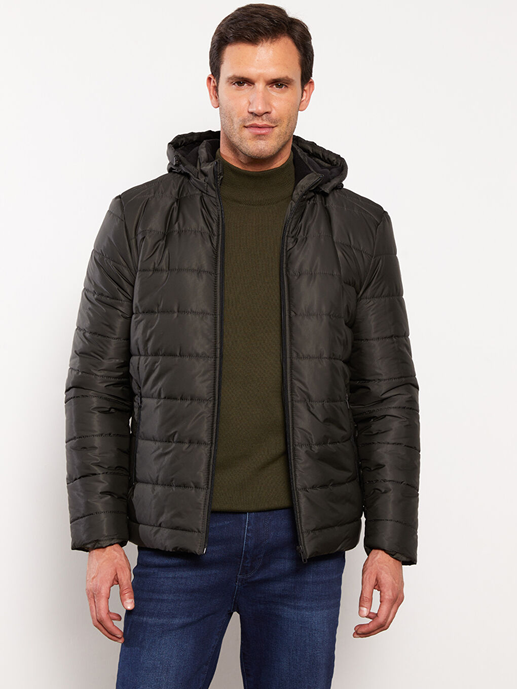 Haki Standart Kalıp Kapüşonlu Erkek Şişme Mont