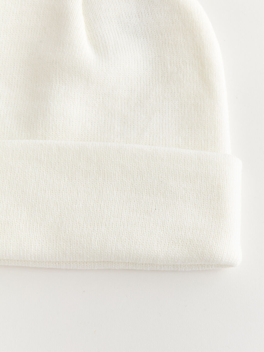 Plush Pom-Pom Women's Beanie -W35631Z8-J5E