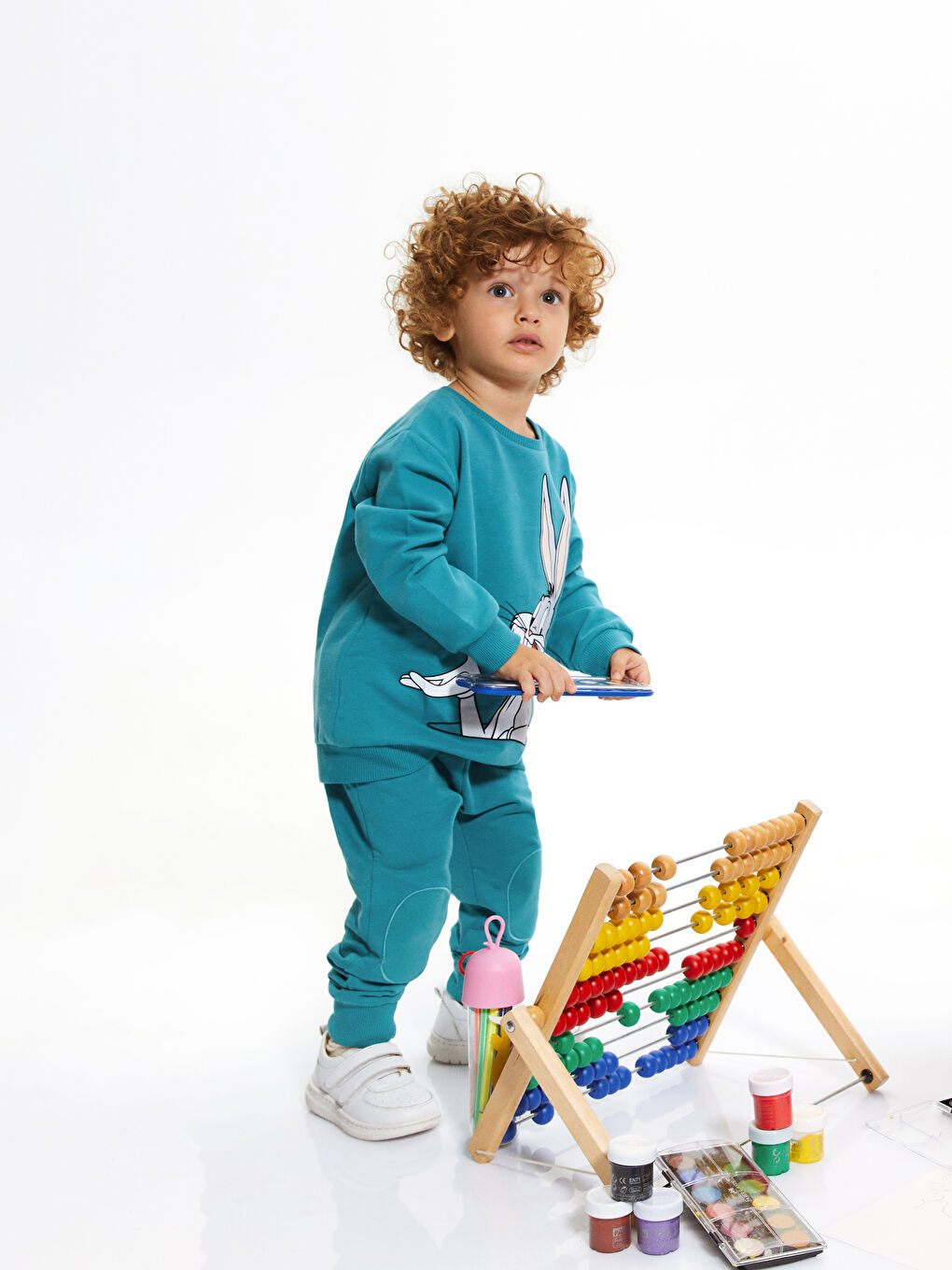 LCW baby Crew Neck Long Sleeve Bugs Bunny Printed Baby Boys' Sweatshirt and Pants 2 Pack Set -W35699Z1-GSW