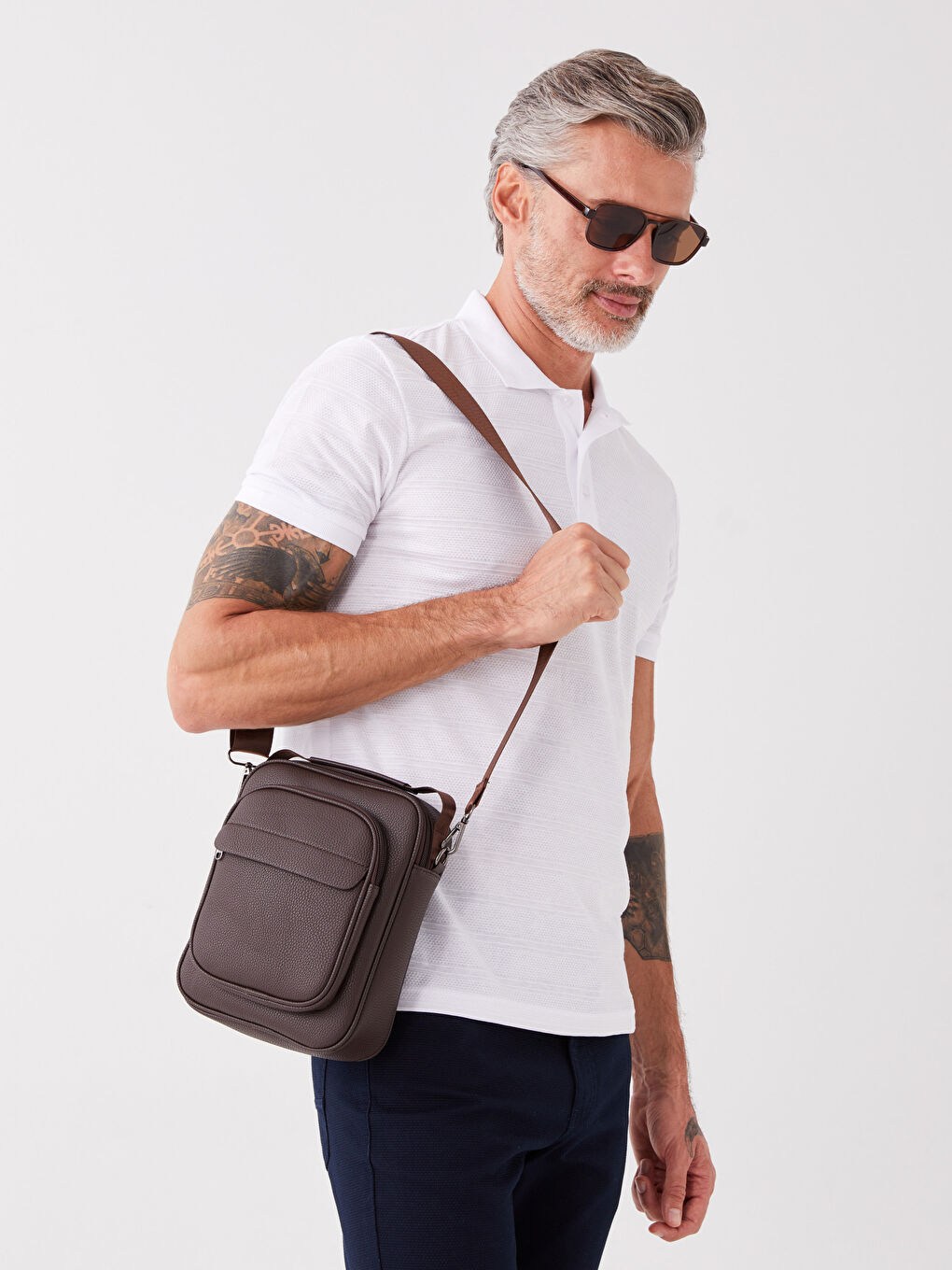 LC Waikiki Muška torba za nošenje preko tela sa izgledom kože -W35849Z8-CT9