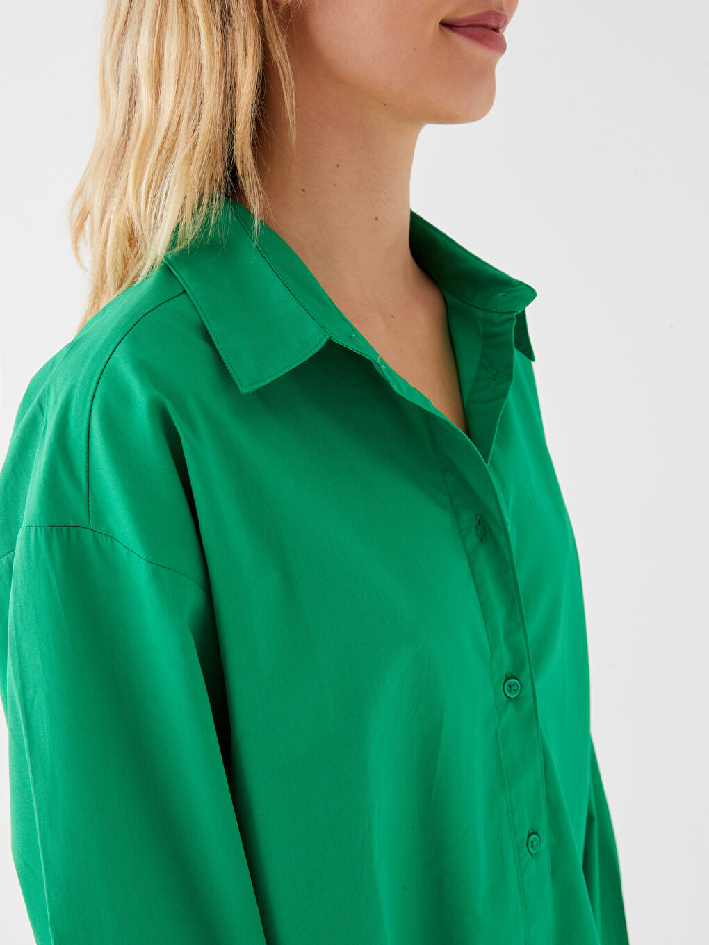 قميص بوبلين أوفراسايز للسيدات-3