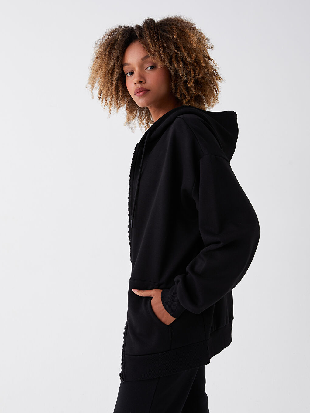 XSIDE Yeni Siyah Kapüşonlu Oversize Kadın Kalın Fermuarlı Sweatshirt - 1