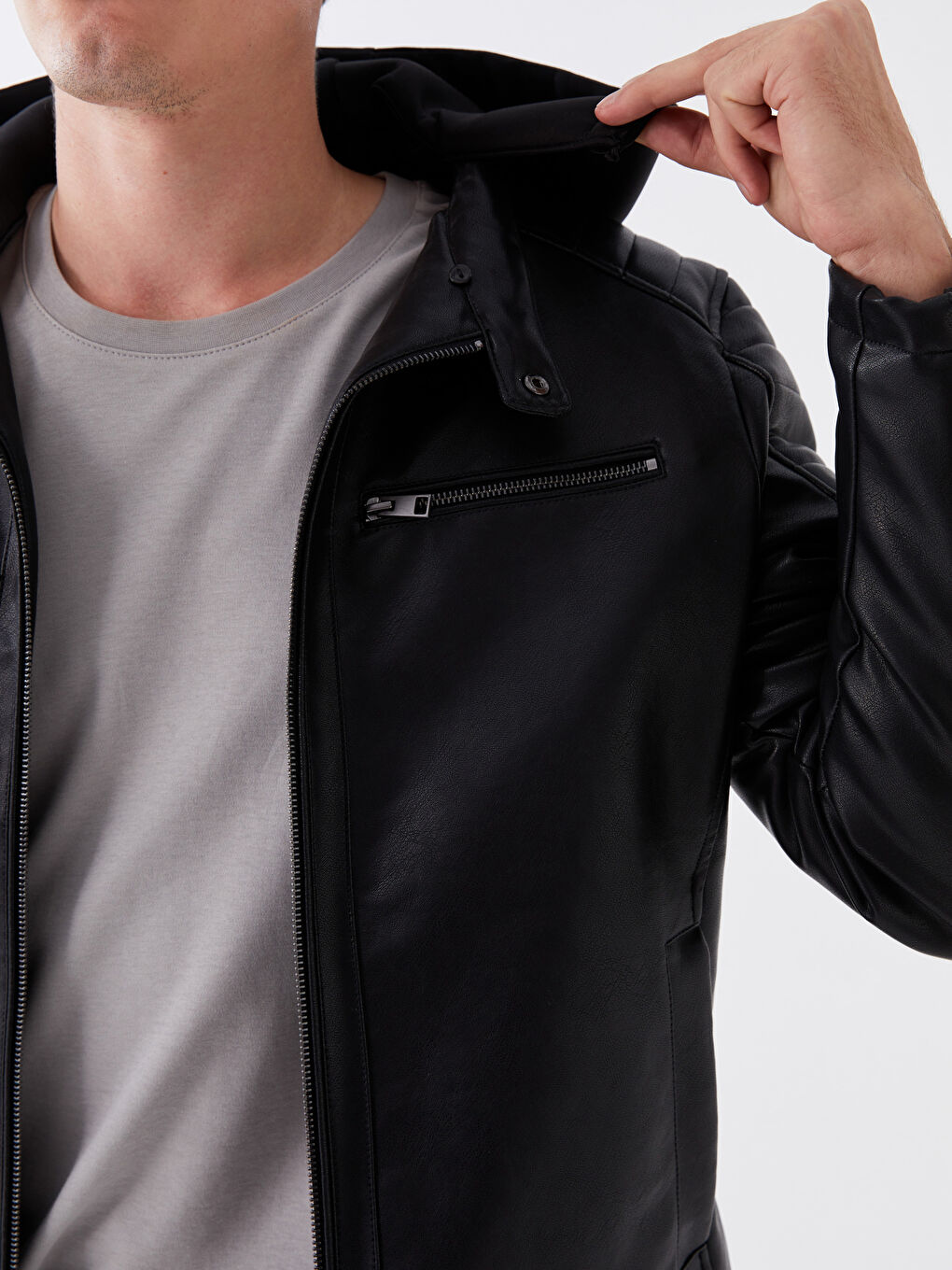 Slim Fit Kapüşonlu Erkek Deri Görünümlü Mont-5