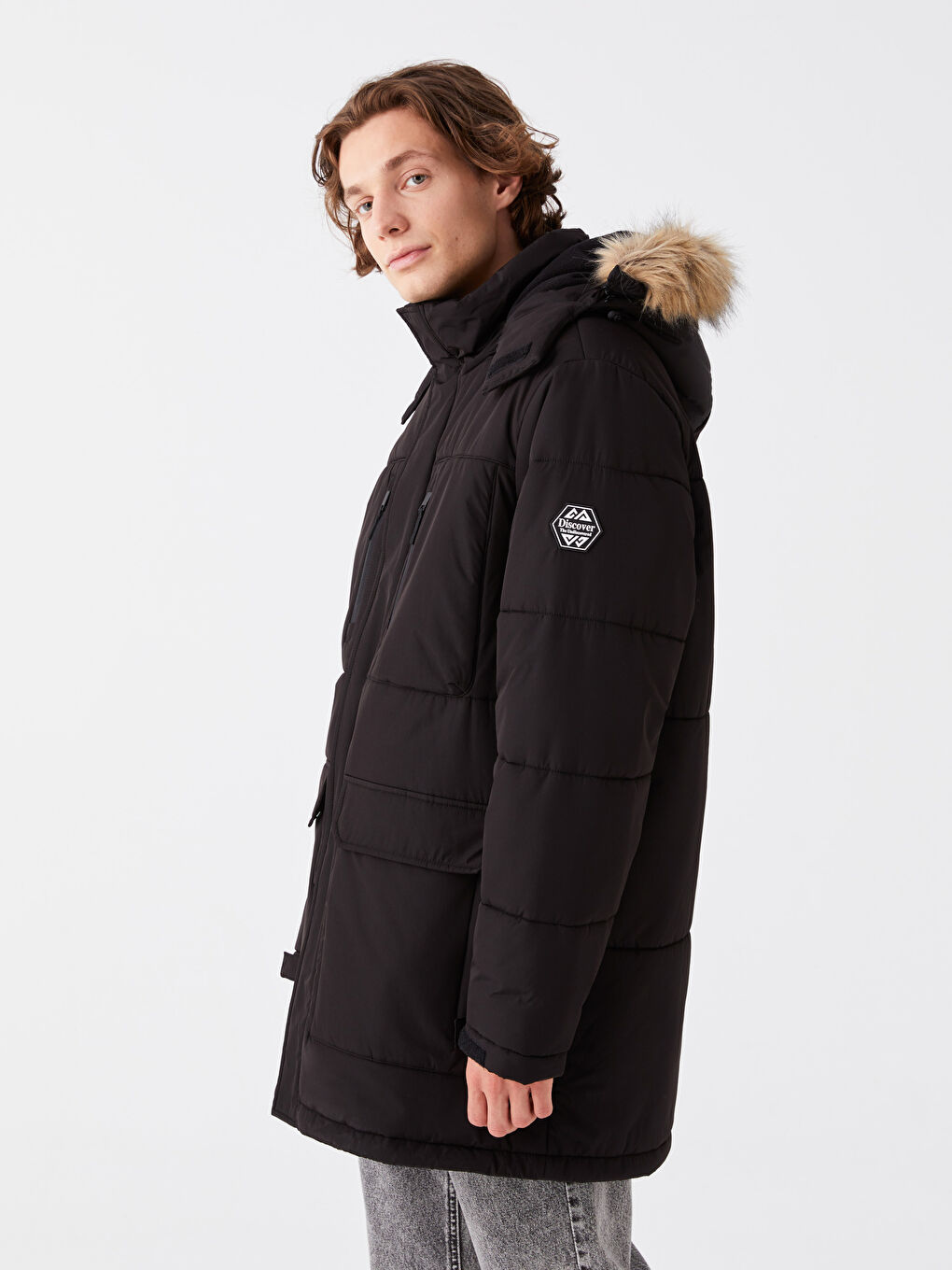 Siyah Standart Kalıp Kapüşonlu Erkek Şişme Mont-1