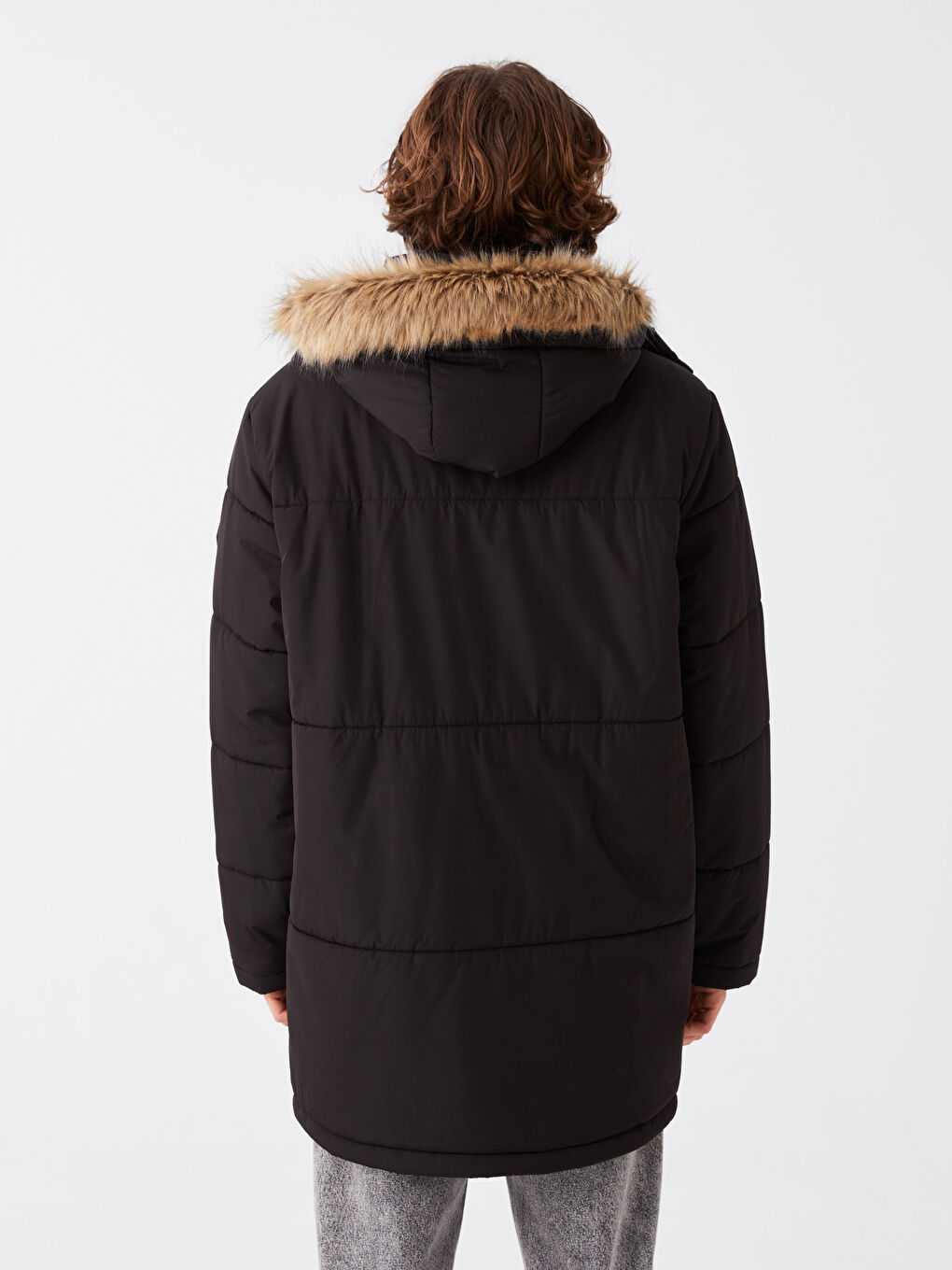 Siyah Standart Kalıp Kapüşonlu Erkek Şişme Mont-5