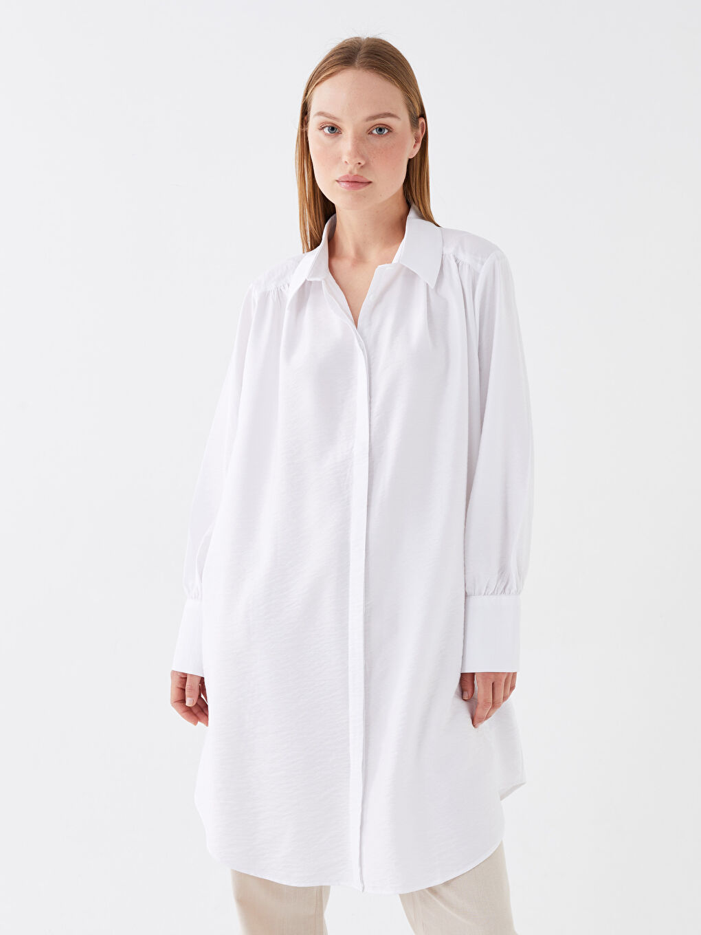 LCWAIKIKI Classic Schlichte Langarm Damen Hemd-Tunika -W36298Z8-Q6K