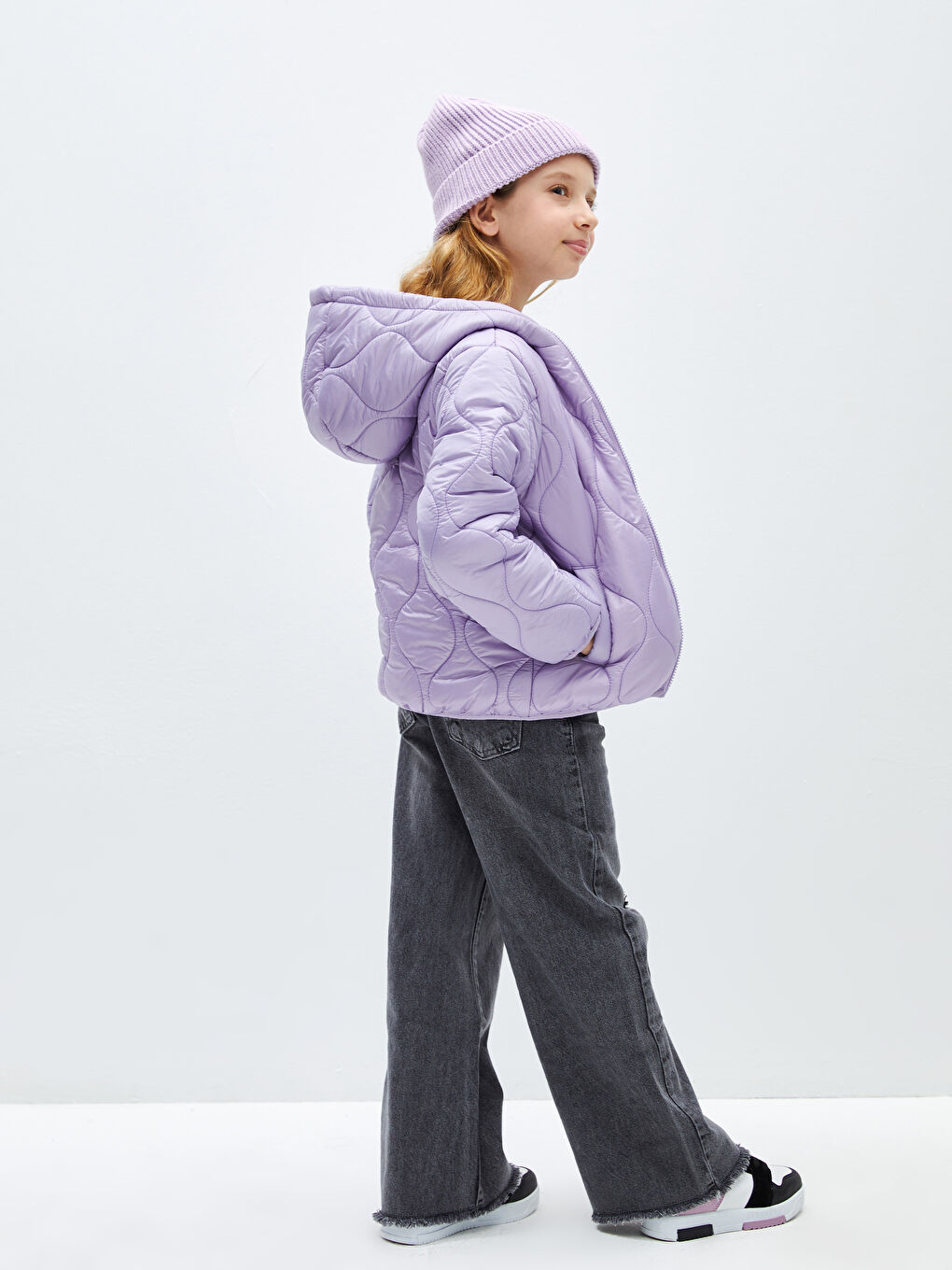 Mor Kapüşonlu Kapitone Kız Çocuk Mont