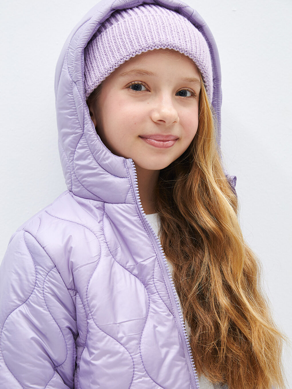 Mor Kapüşonlu Kapitone Kız Çocuk Mont-1