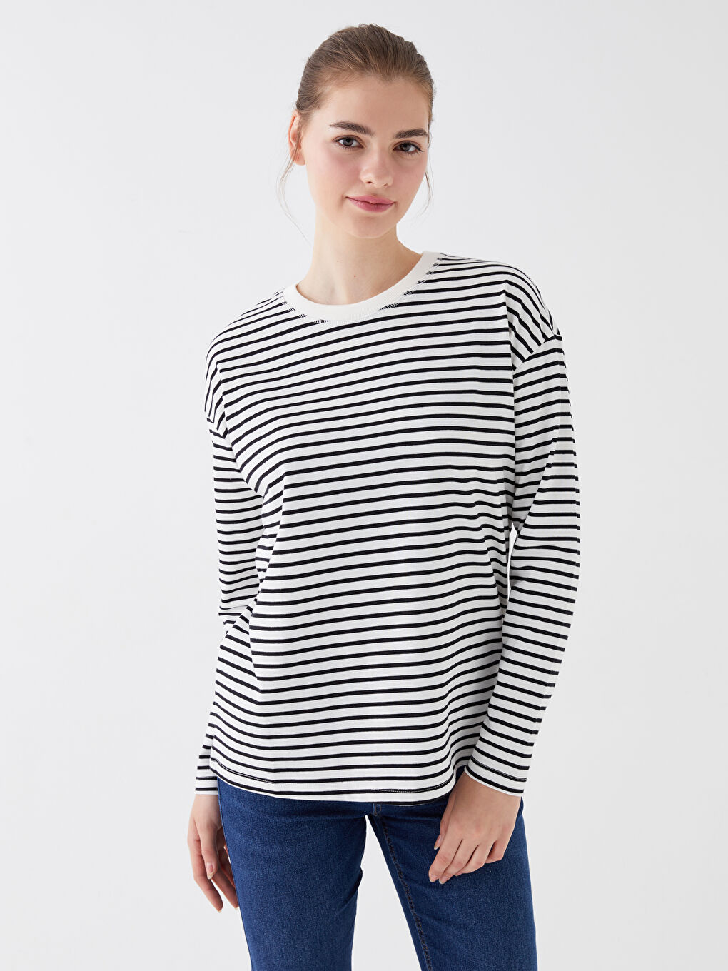 Crew Neck Striped Long Sleeve Women's Sweatshirt -W36501Z8-LEG