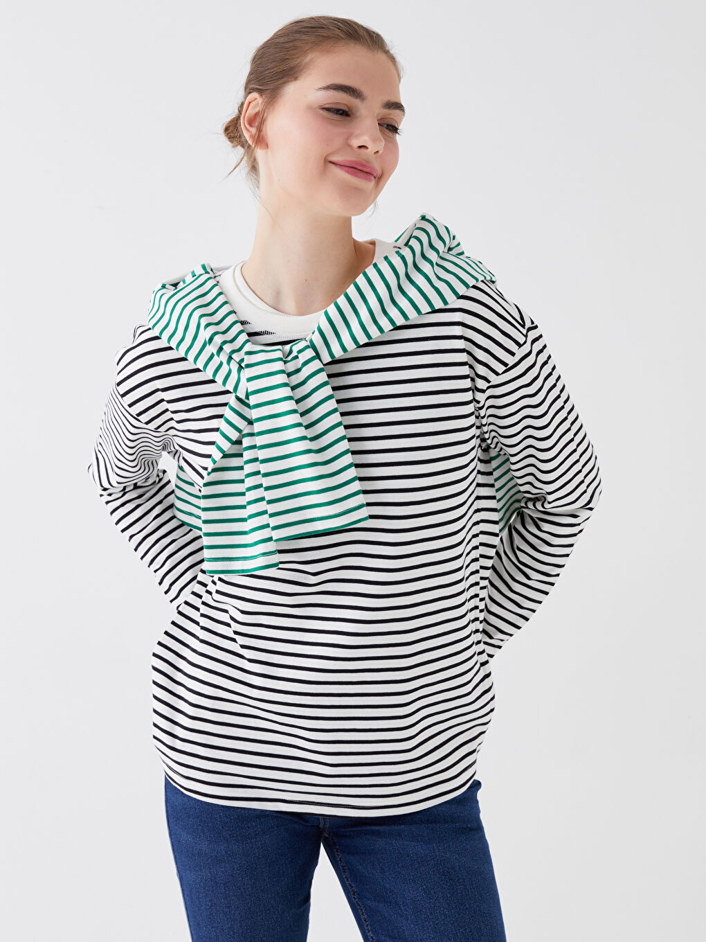 Crew Neck Striped Long Sleeve Women's Sweatshirt -W36501Z8-LEG