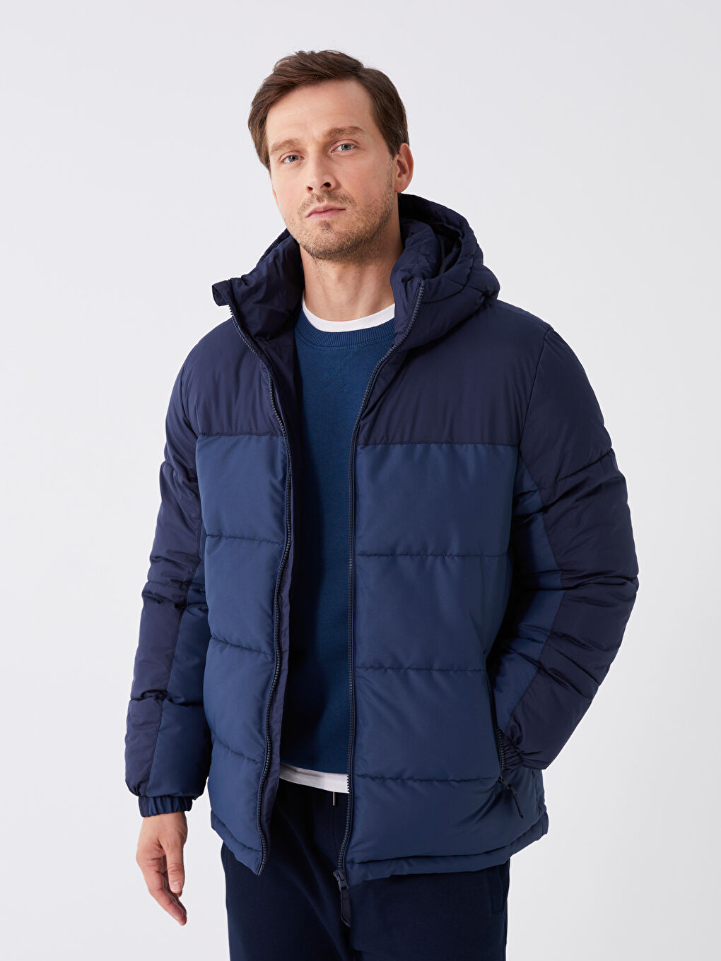Standard Fit Hooded Men's Puffer Coat