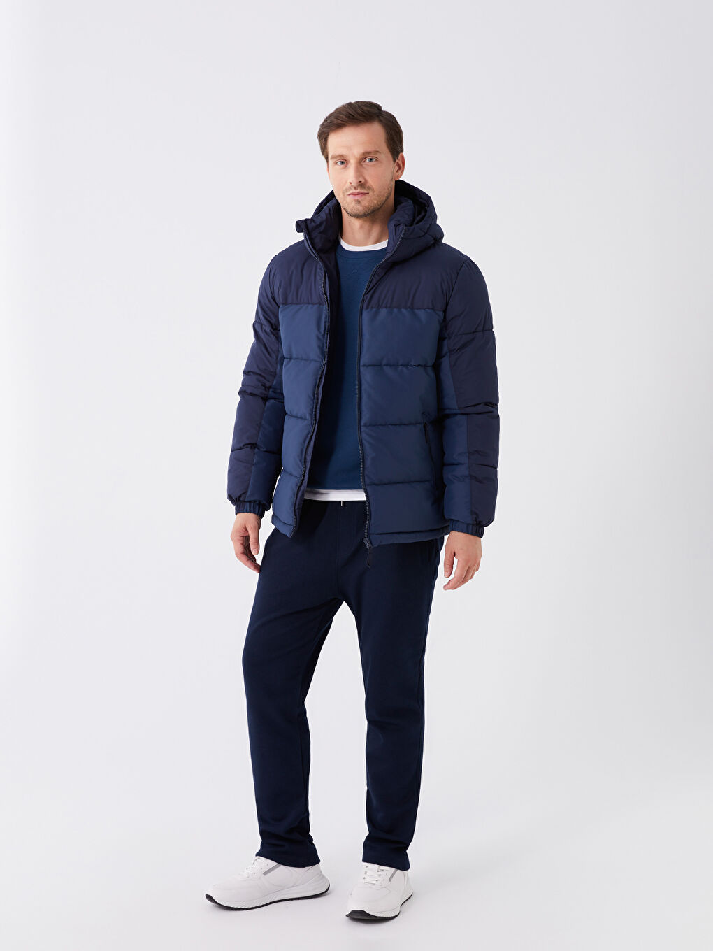 Standard Fit Hooded Men's Puffer Coat-2