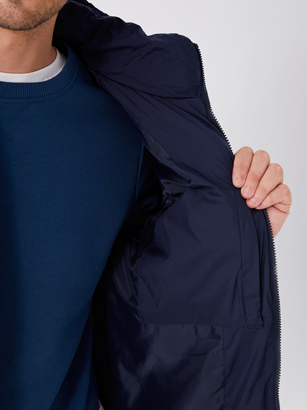 Standard Fit Hooded Men's Puffer Coat-4