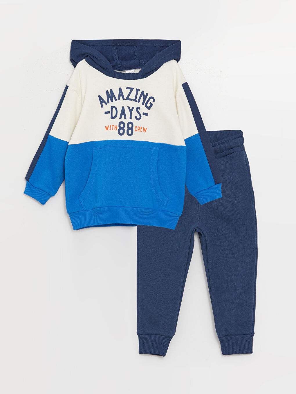 ბიჭის კაპიუშონიანი ზედა და შარვალი 2-ნაწილიანი კომპლექტი