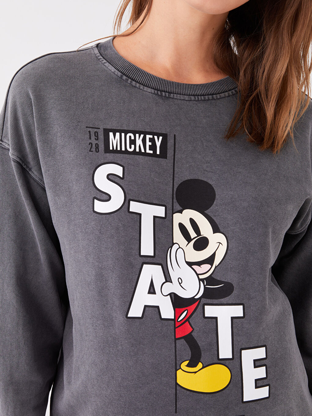 LCWAIKIKI Maternity Antrasit Bisiklet Yaka Mickey Mouse Baskılı Uzun Kollu Hamile Sweatshirt - 3