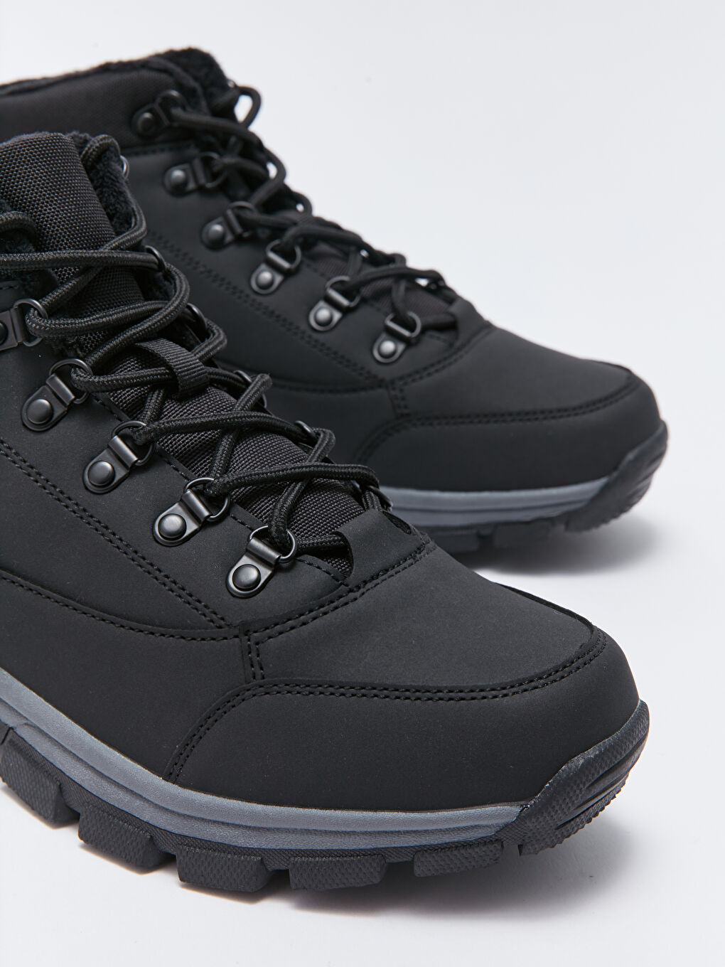 Lace-Up Men's Trekking Boot-2