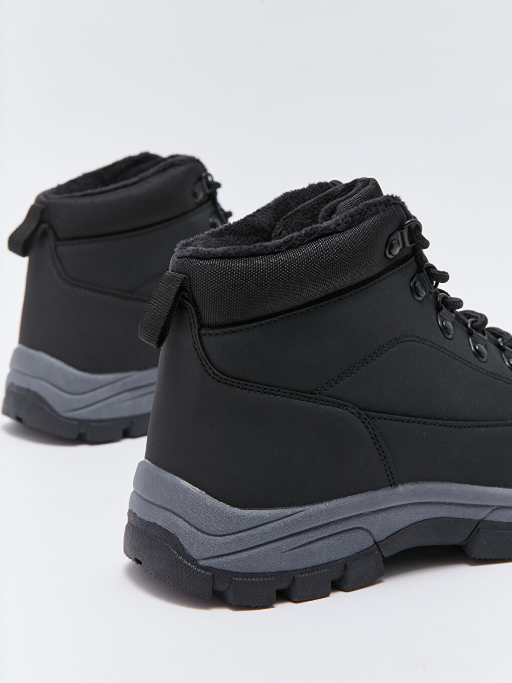 Lace-Up Men's Trekking Boot-4