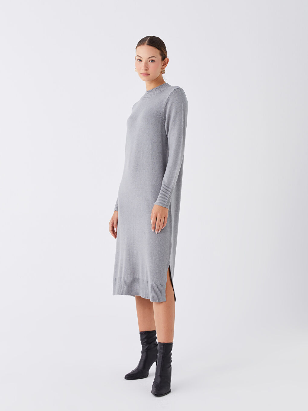 LCWAIKIKI Classic Crew Neck Plain Long Sleeve Women's Knitwear Dress -W37013Z8-DD0