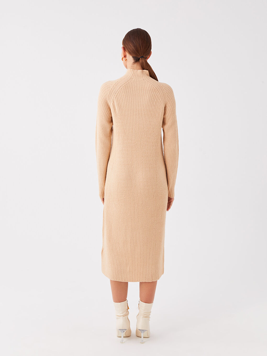 Bej Yarım Balıkçı Yaka Kendinden Desenli Uzun Kollu Kadın Triko Elbise-4