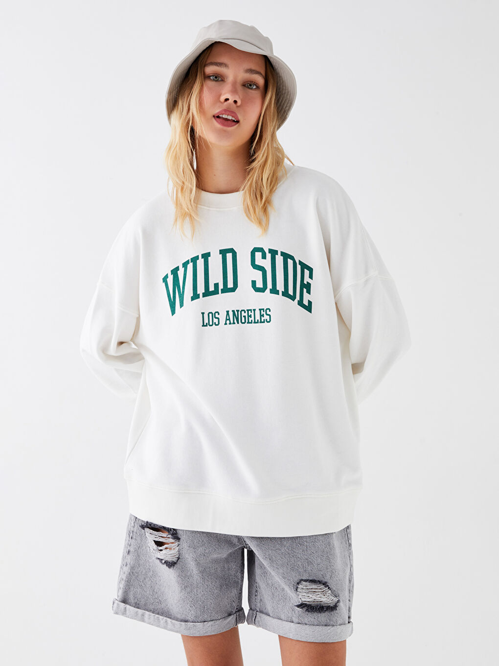 Ekru Bisiklet Yaka Baskılı Uzun Kollu Oversize Kadın Sweatshirt