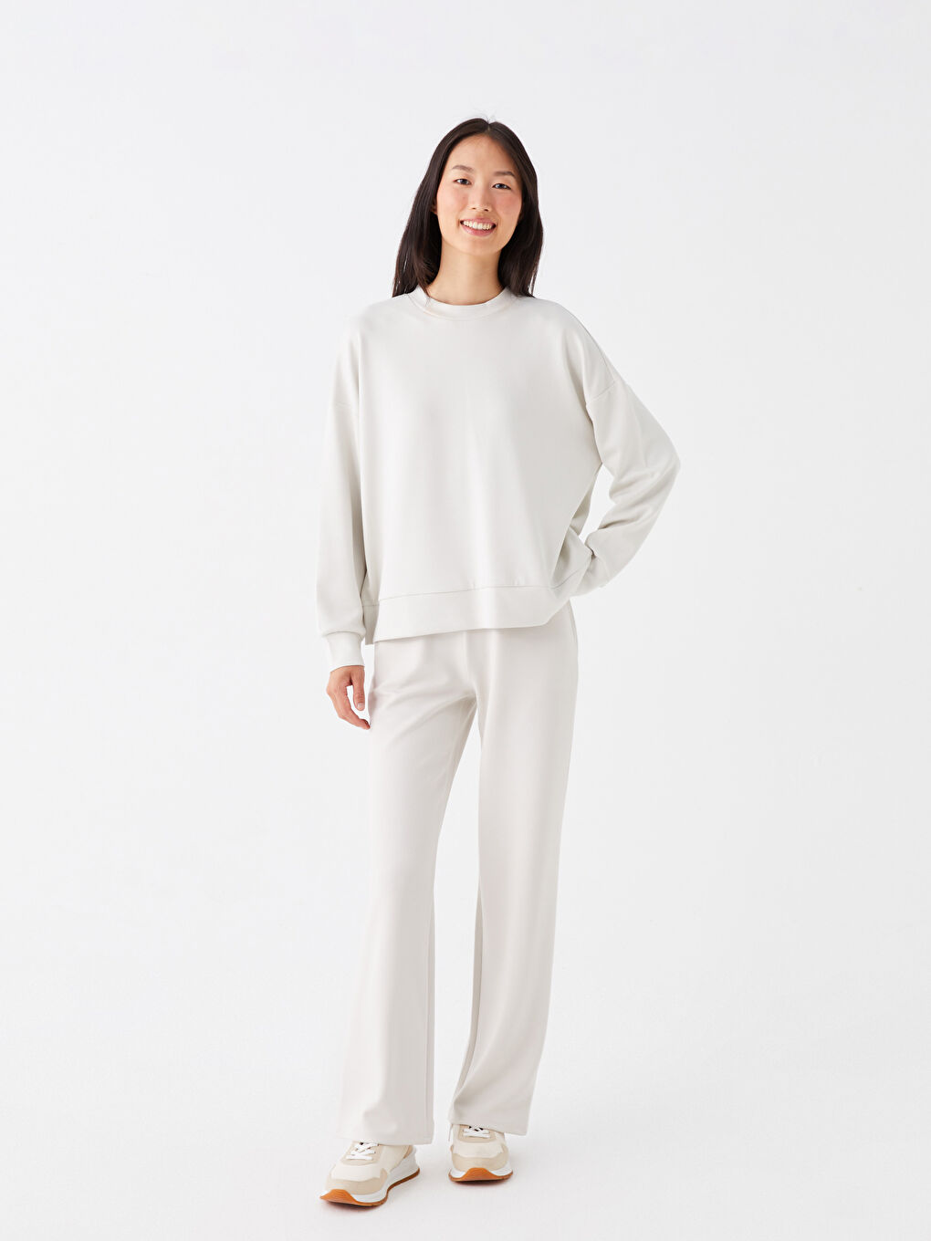 Crew Neck Plain Long Sleeve Women's Sweatshirt-1