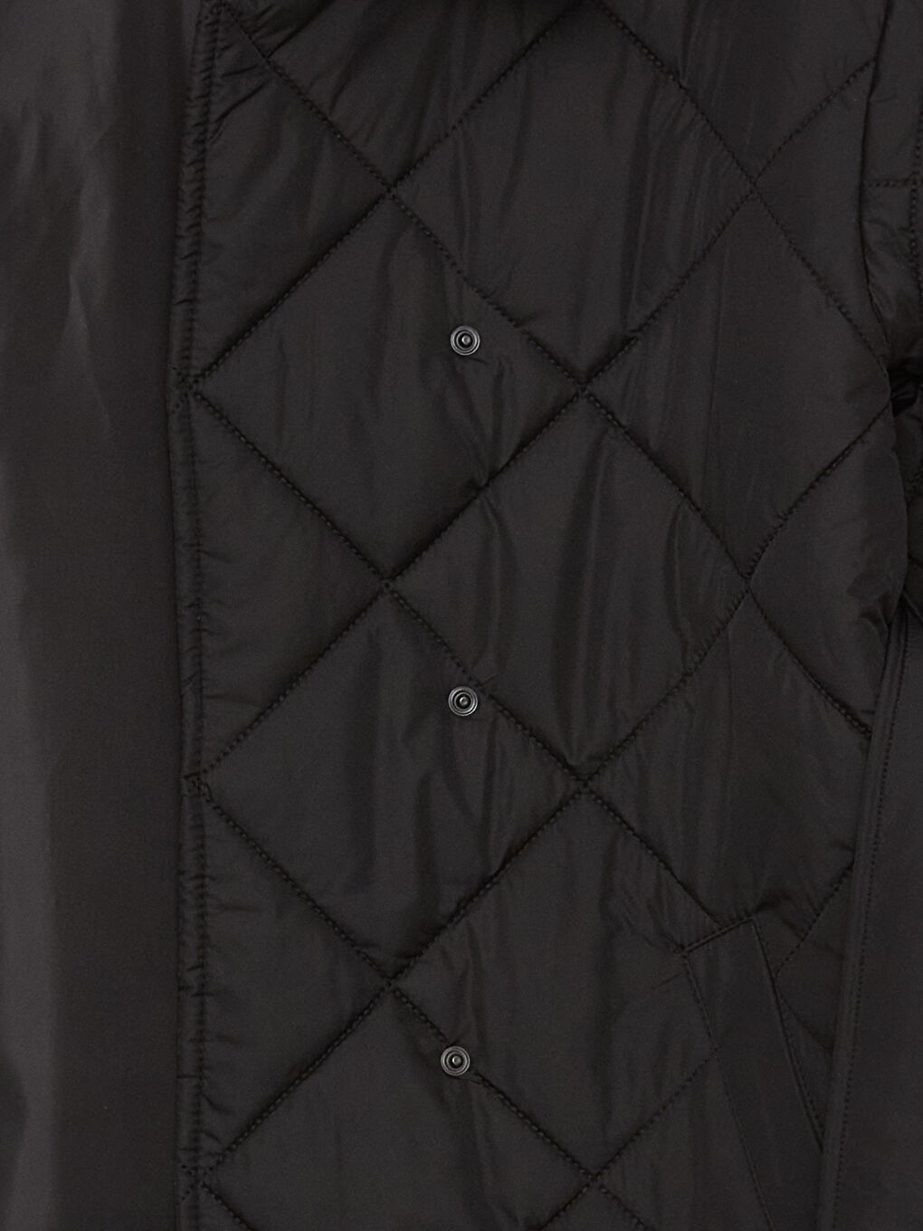 Siyah Dik Yaka Kapitone Uzun Kollu Kadın Şişme Mont-7