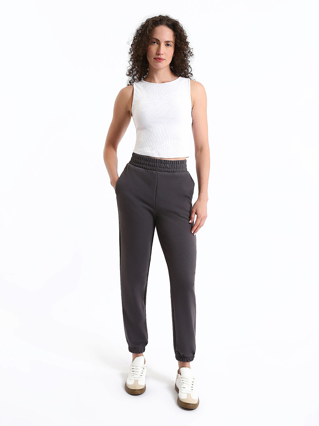 Elastic Waist Comfortable Fit Women's Jogger Sweatpants-1