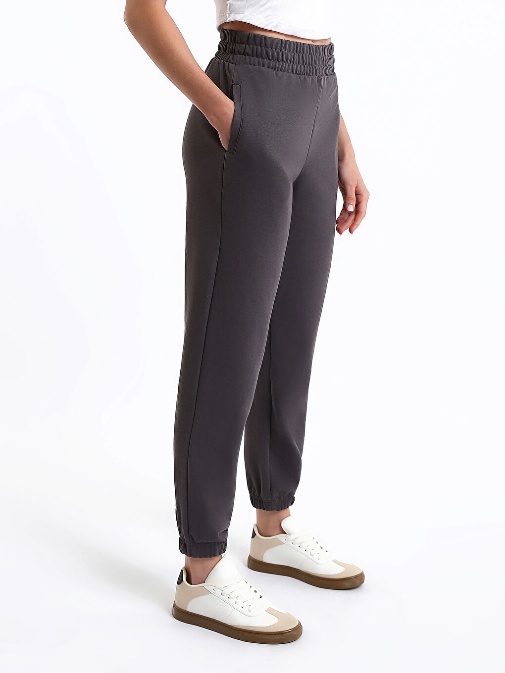 Elastic Waist Comfortable Fit Women's Jogger Sweatpants-5