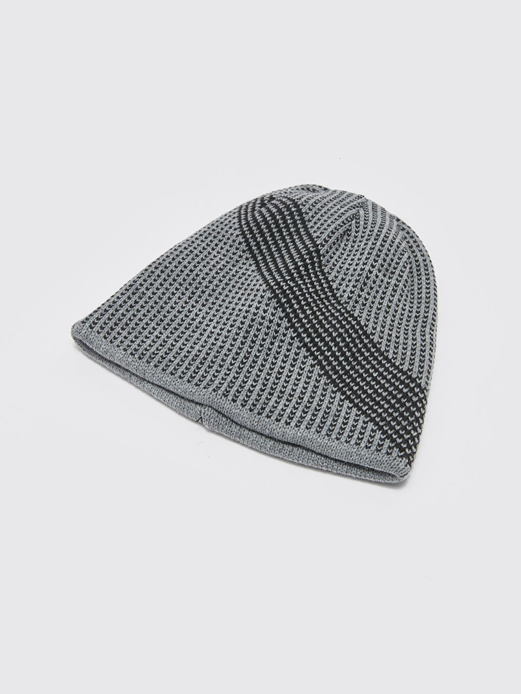 Gri Desenli Erkek Triko Bere-3