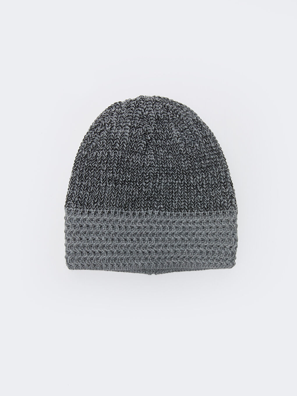 Gri Desenli Erkek Triko Bere