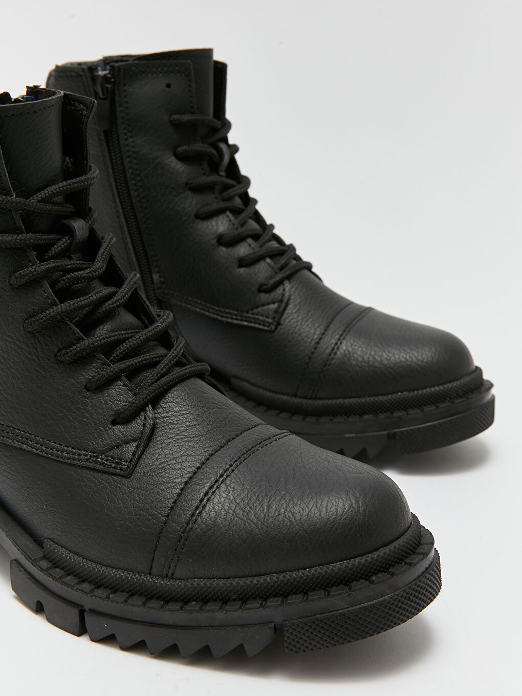 Siyah Bağcık ve Fermuarlı Erkek Çocuk Bot-2