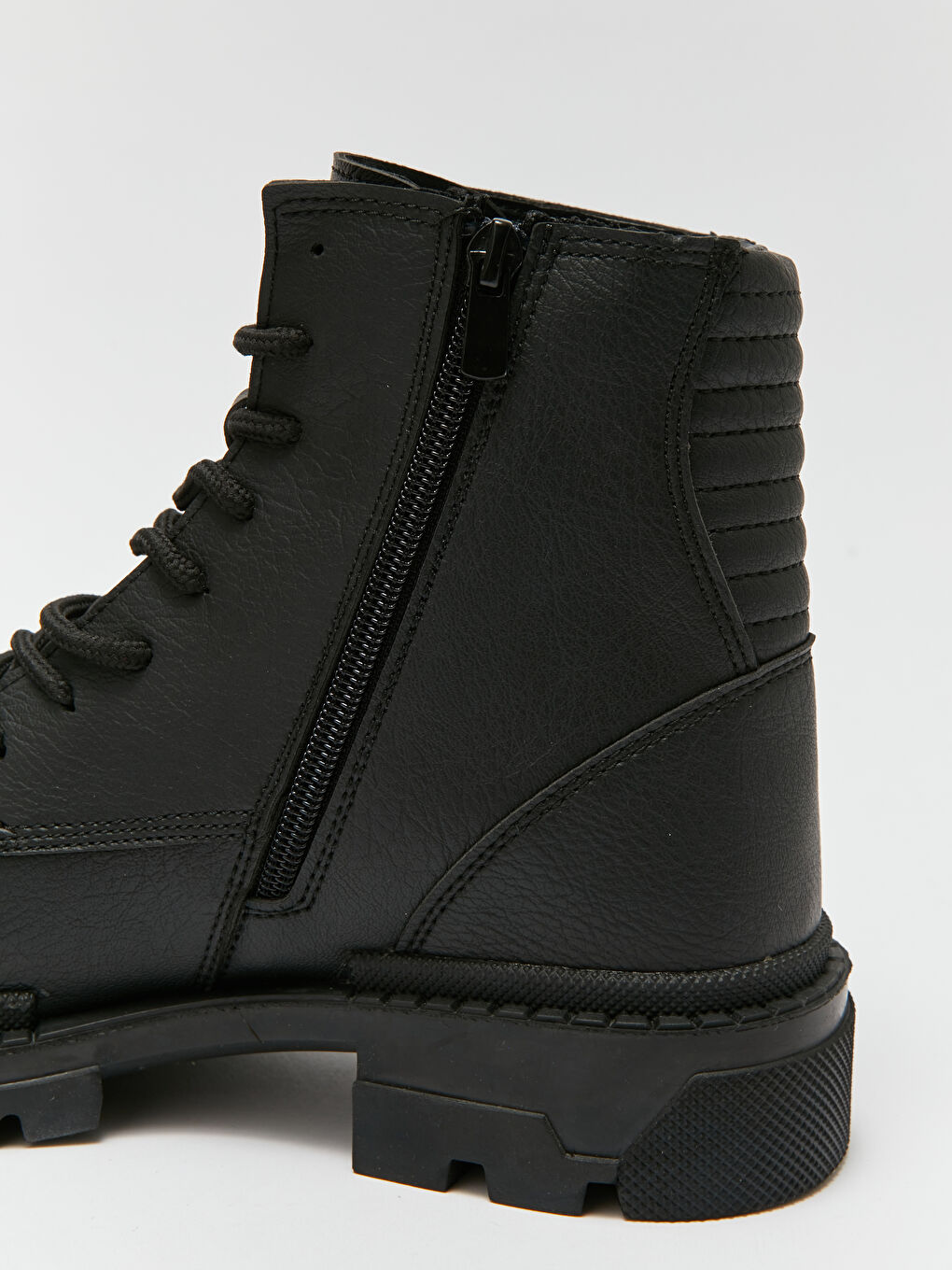 Siyah Bağcık ve Fermuarlı Erkek Çocuk Bot-5