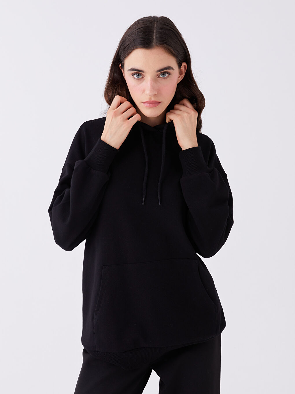 LCW Vision Yeni Siyah Düz Oversize Kadın Hoodie - 1