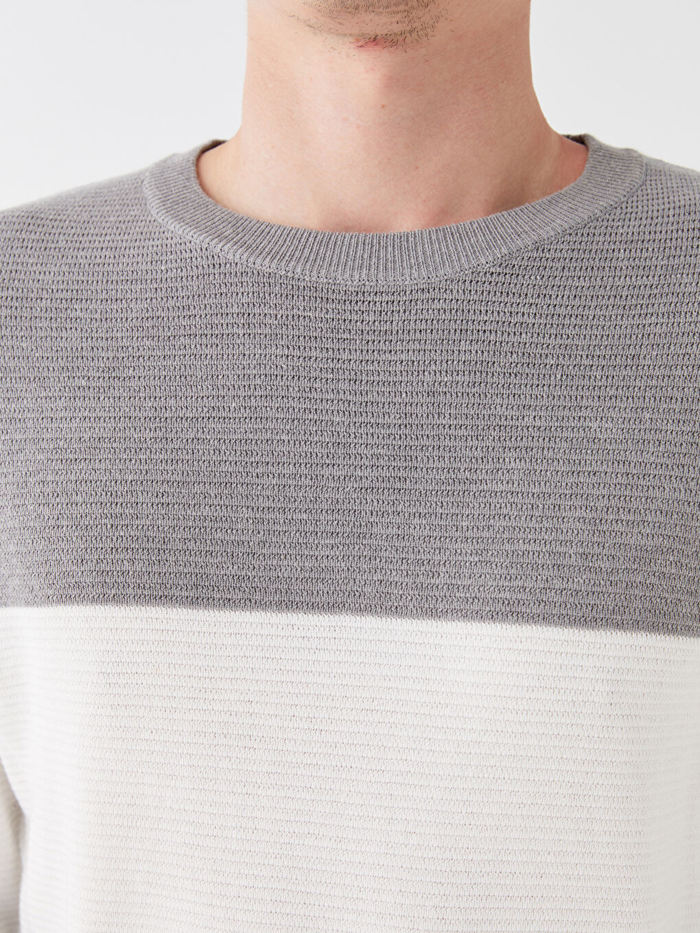 Crew Neck Long Sleeve Color Block Men's Knitwear Sweater-3